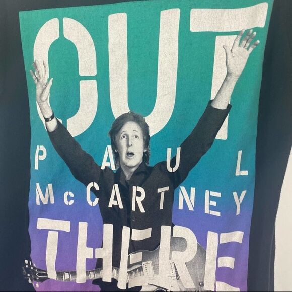 Paul McCartney Out There Concert Tee - Picture 2 of 4